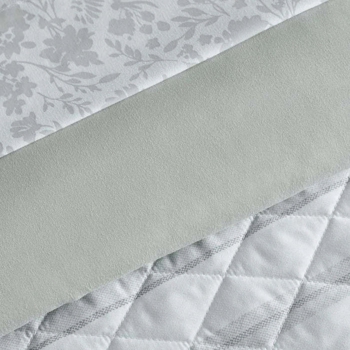 Reflection Home Glacier Floral 10-Piece King Bed In A Bag 240X260Cm - Sage