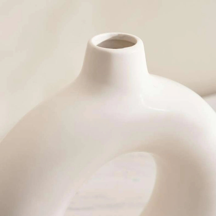 Austin Ceramic Donut Vase 21X7X22Cm - White
