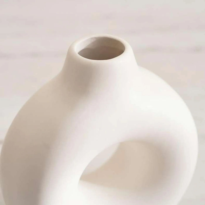 Austin Ceramic Donut Vase 8.9X2.5X10Cm - White