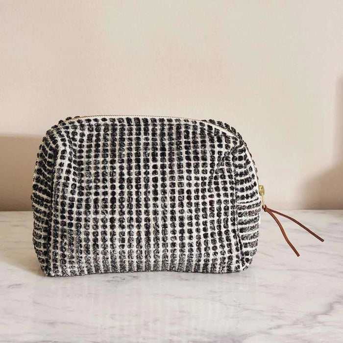 Benton Jq Vanity Bag 19X7X13Cm - Black Pan Home