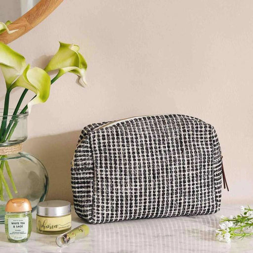 Benton Jq Vanity Bag 23X8X15Cm - Black Pan Home