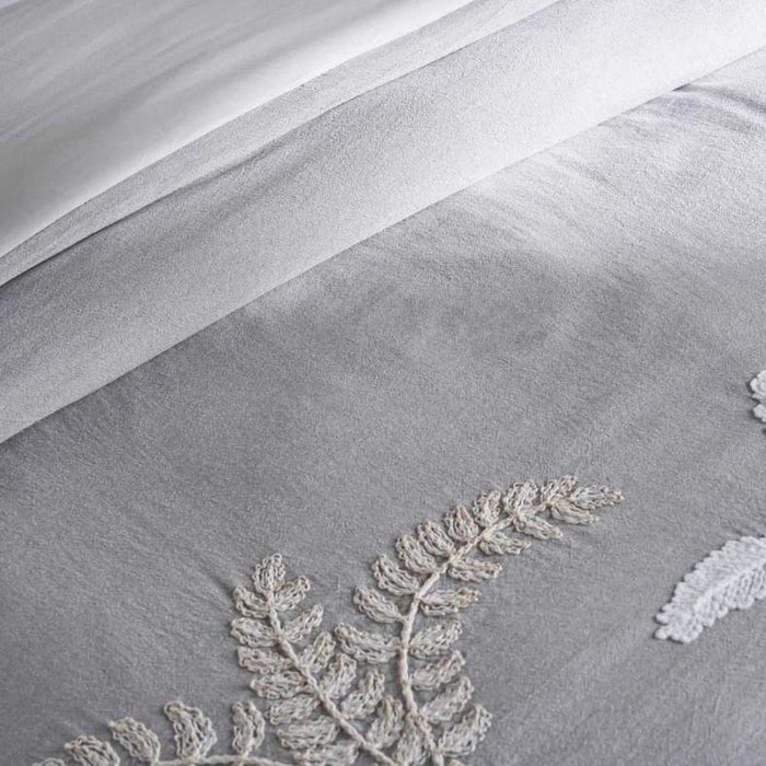 Boulevard  Embroidered 3-Piece Super King Comforter Set 250X260Cm - Grey