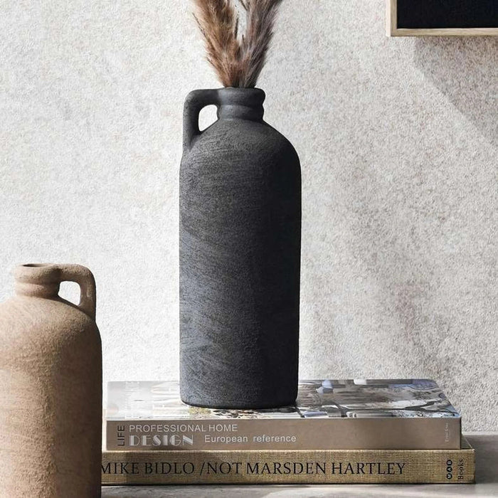 Brizo Stoneware Vase With Handle 9.5X9.5X24.3Cm - Black Pan Home
