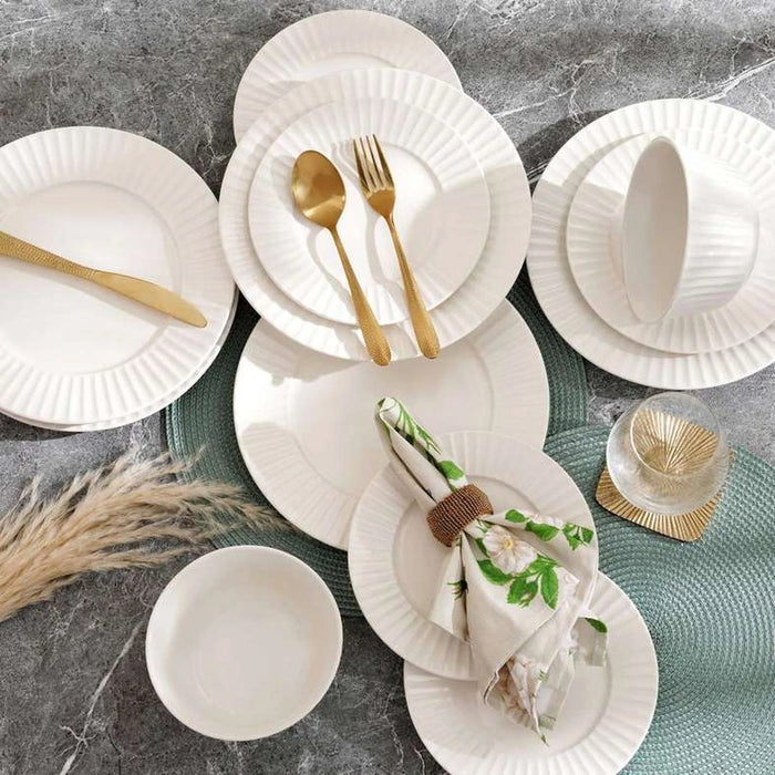 Cecila 18-Piece Porcelain Dinner Set -White