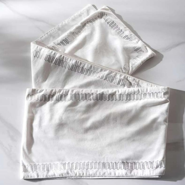 Celestia Foil Printed Table Runner 33X300Cm - Silver