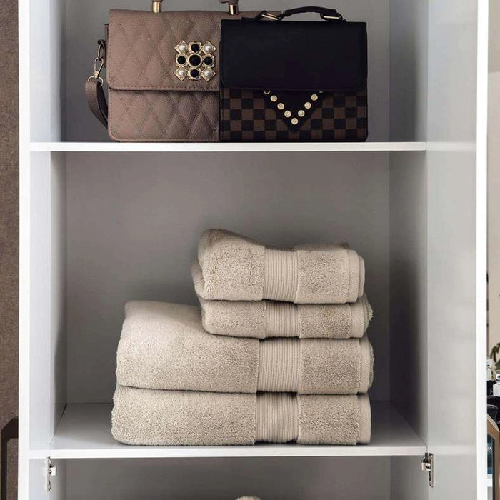 Clean 4 Door Wardrobe With 3 Drawer And Mirror