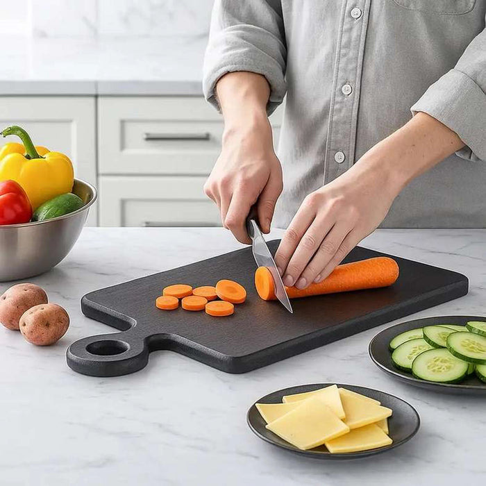 Earthy House Acacia Chopping Board - Black