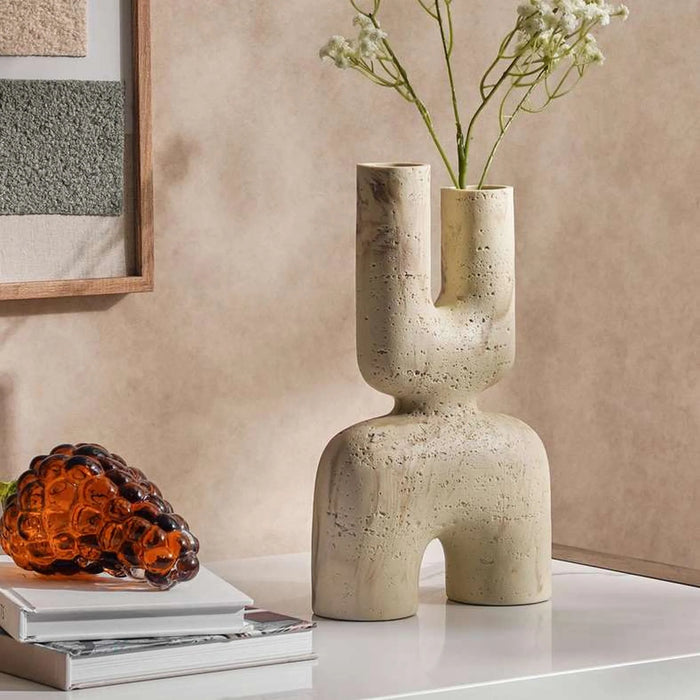 Elara Polyresin Upside Down Vase 19X8X32.5Cm - Beige