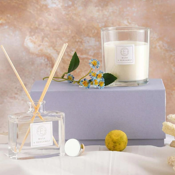 Elegance Musk Bergamot 100Ml Diffuser And 255Gm Candle Gift Set - Blue