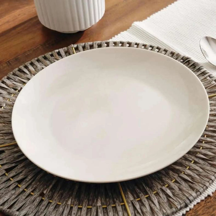 Essential 20-Piece Porcelain Dinner Set - White