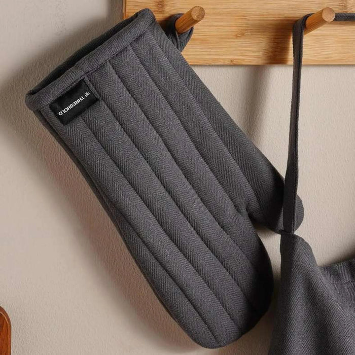 Essentials 3Piece Kitchen Apron With Glove And Potholder Set - Grey