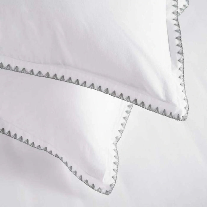 Feather Soft Sekar Stitch 3-Piece Embroidered Queen Duvet Cover Set 200X200Cm - Celedon Green Pan Home