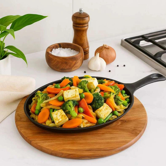 Ferric Cast Iron Oval Sizzler Black 18Cm Pan Home