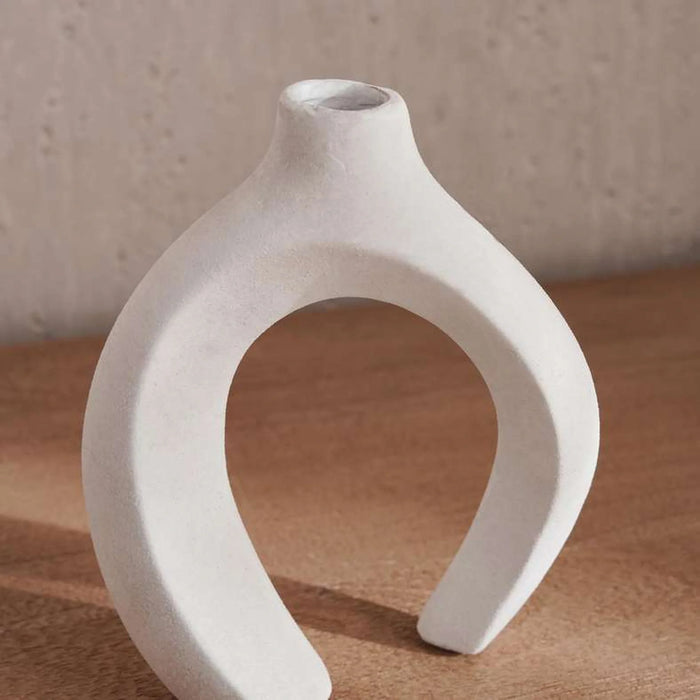 Gerda Terracotta Hollow Vase 14.5X6X17.5Cm - White