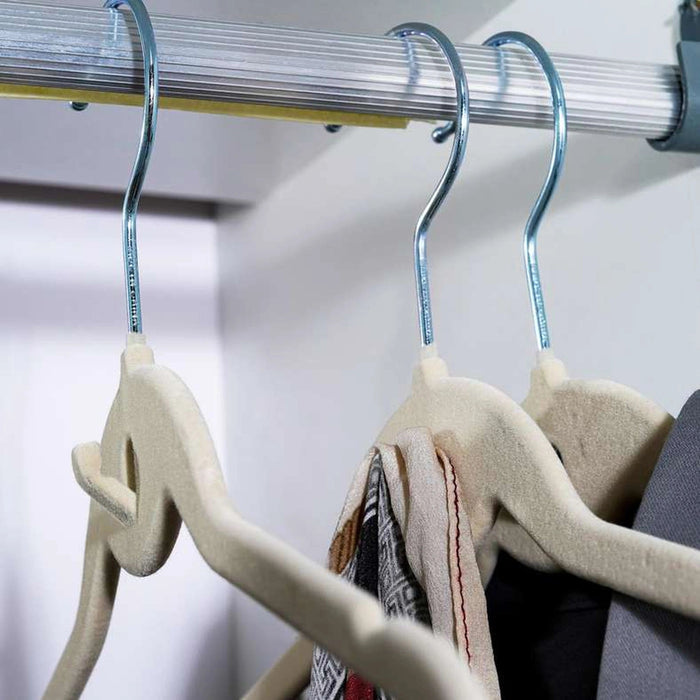 Giorgia 30-Piece Velvet Suit Hanger With Notches - Beige Pan Home