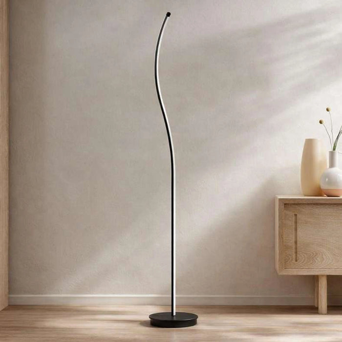 Hemma Integrated Led 18W Floor Lamp 22X146Cm - Black