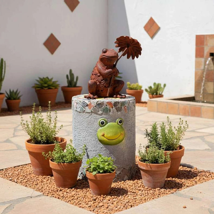 Hopper Resin Frog Figurine Garden Decor With Led Light 22.8X16.7X28.5Cm - Brown Pan Home