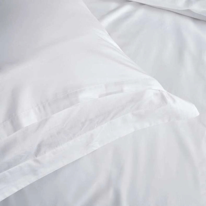 Hotel Cruise 300Tc Embroidered 3-Piece King Duvet Cover Set 230X220Cm - White/Gold