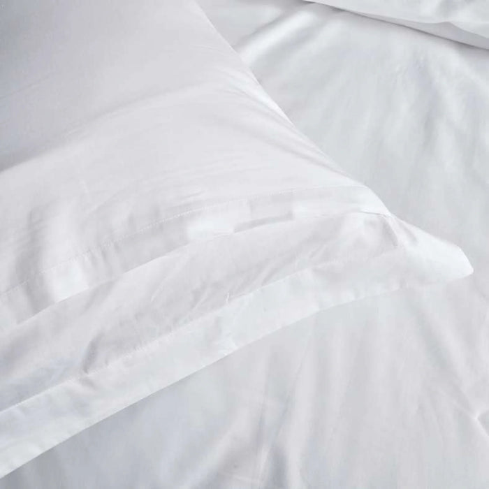 Hotel Cruise 300Tc Embroidered 3-Piece Queen Comforter  Set 200X240Cm - White/Gold