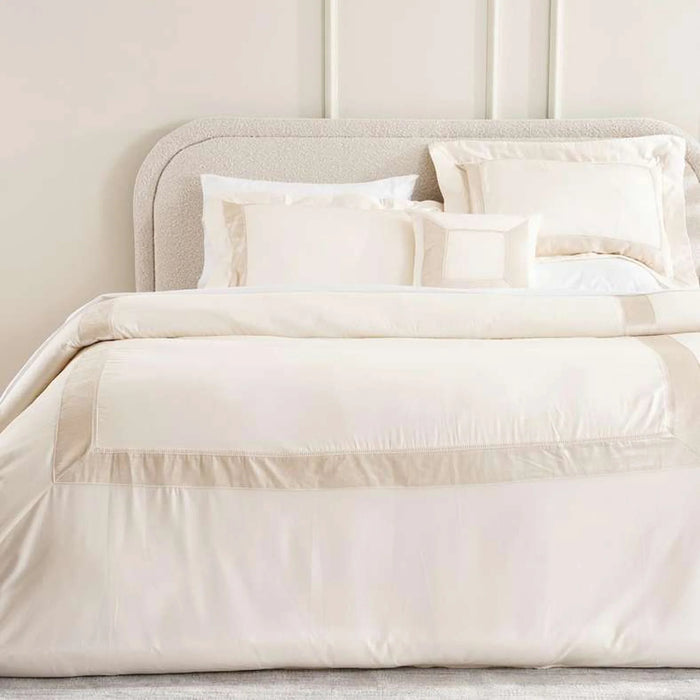 Hotel Nouveau Nora Velvet 4-Piece King Comforter Set 240X260Cm - Cream