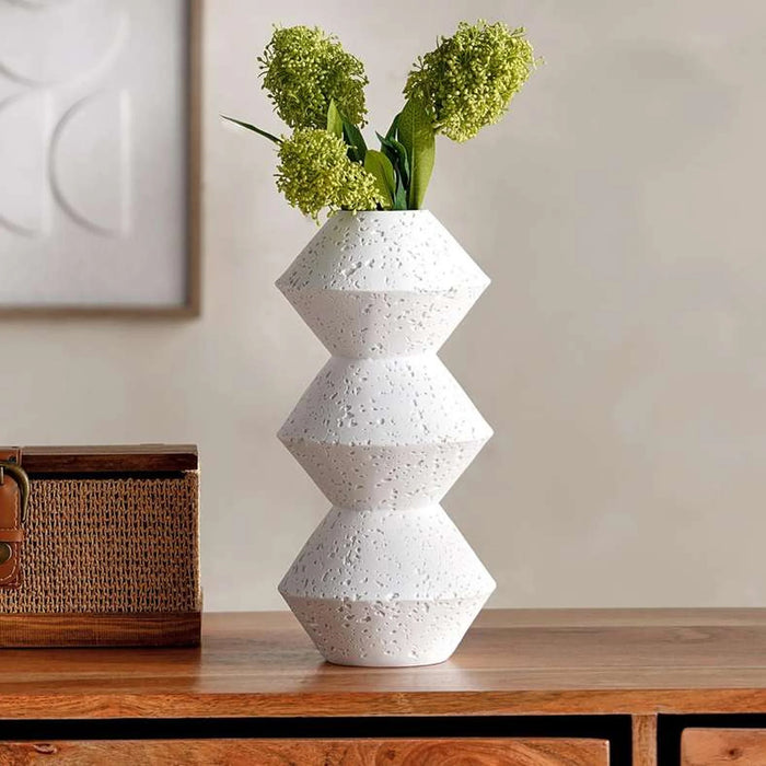 Irie Polyresin Decor Vase 15X15X30Cm - White
