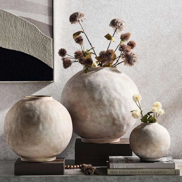 Jonie Stoneware Vase With Gold Finish 28.6X28.6X27Cm - Beige