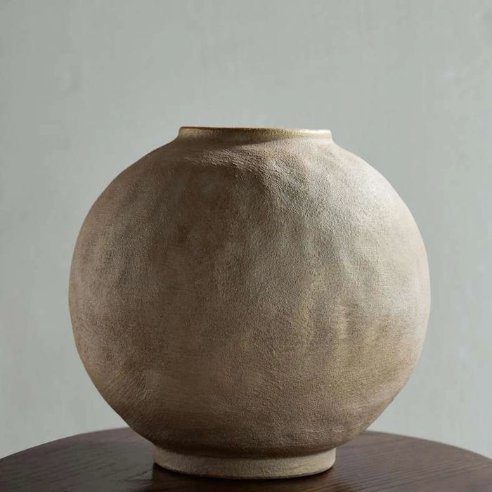 Jonie Stoneware Vase With Gold Finish 28.6X28.6X27Cm - Beige