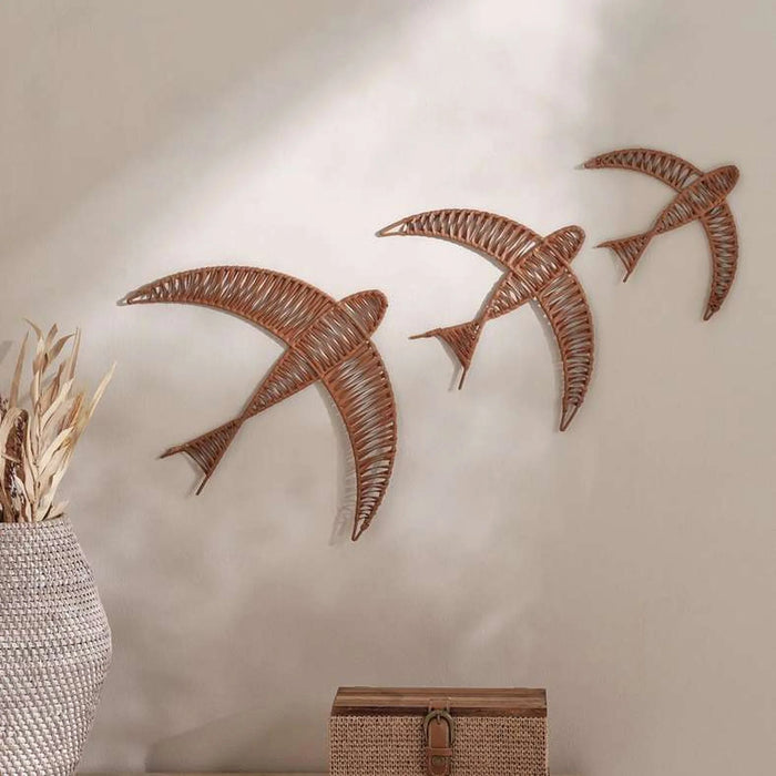 Juvenile Plastic Rattan Swallow Wall Accent 25X20.6X1.3Cm - Brown