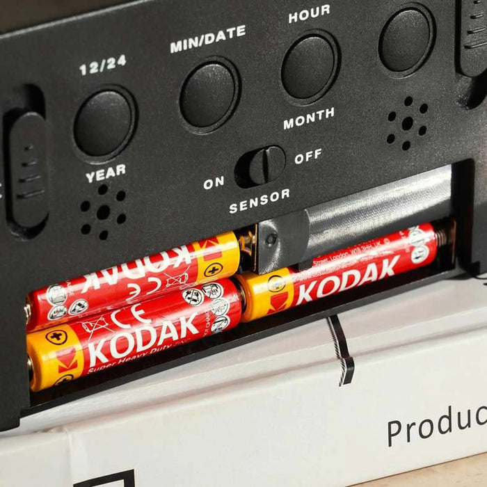 Kodak Heavy Duty Aaa Battery 4-Pieces - Red