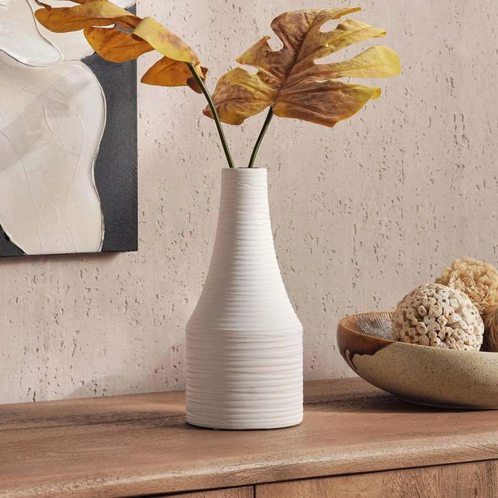 Liane Terracotta Vase 13.2X13.2X26Cm - White