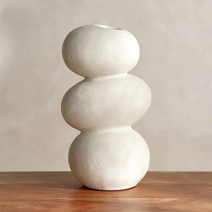 Livi Polyresin Decor Vase 18X14.5X32.5Cm - Beige