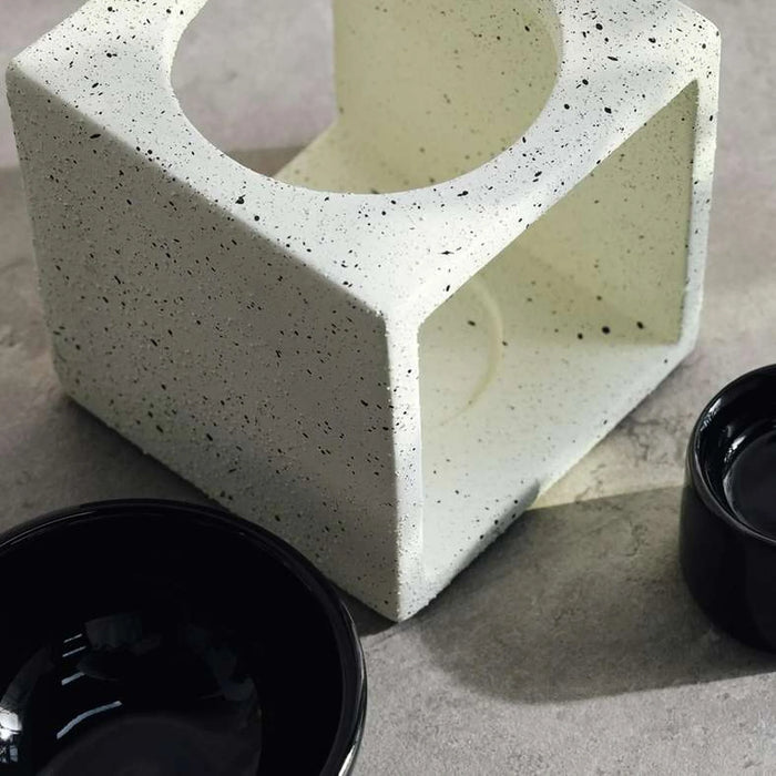 Louie Ceramic Oil Burner 10X10X13Cm - White