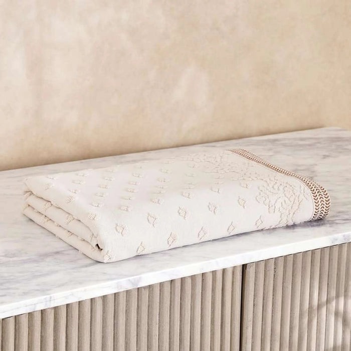 Magnolia Bath Towel 70X140Cm - Cream