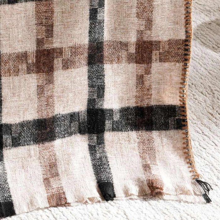 Marvie Acrylic Throw 130X170Cm - Beige Pan Home