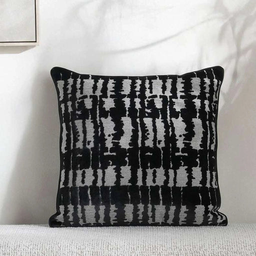 Metrix Jac Filled Cushion 50X50Cm- Black Pan Home