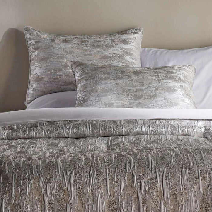 Minerva Jacquard 3-Piece Queen Down Alternative Comforter Set 200X240Cm - Gold