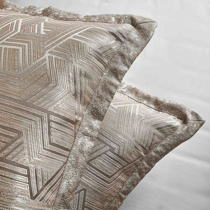 Modern Geo Jacquard  6 Piece King Comforter Set-240X260Cm- Beige