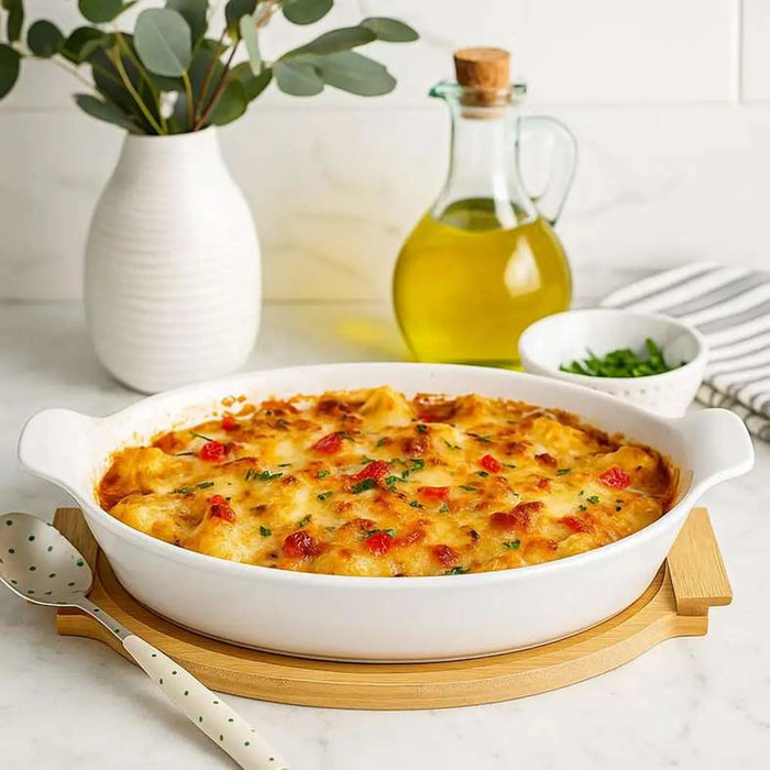 Natura Oval Baking Dish With Bamboo Base 800Ml- White