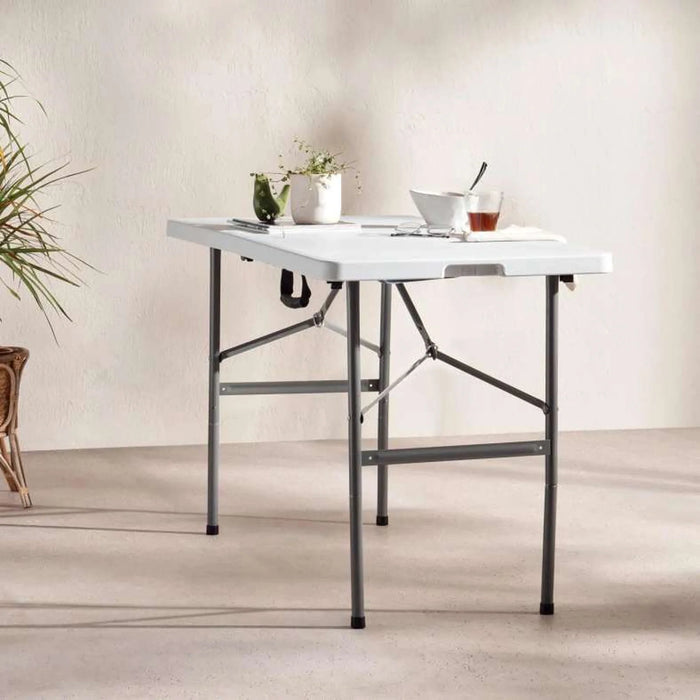 Newskai Outdoor Lasting 4 Foot Folding In Half Table - White
