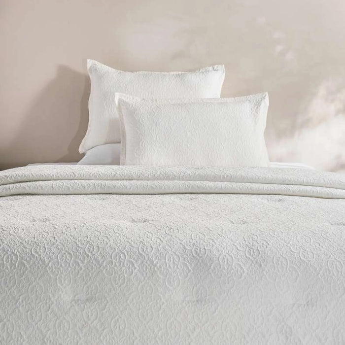 Opulence 3-Piece King Comforter Set 240X260Cm - Beige