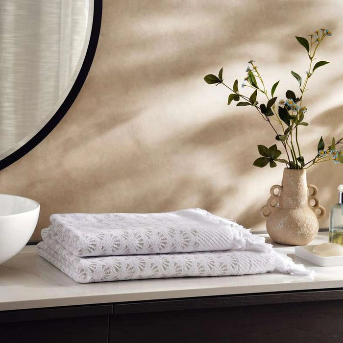 Palm  Allover Jacquard 700 Gsm Bath Sheet 90X180 Cm - Beige