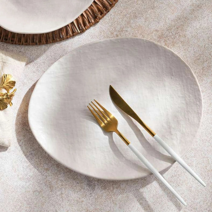 Pebbly Stoneware Dinner Plate 27.7X22.5X2.4Cm -Off White