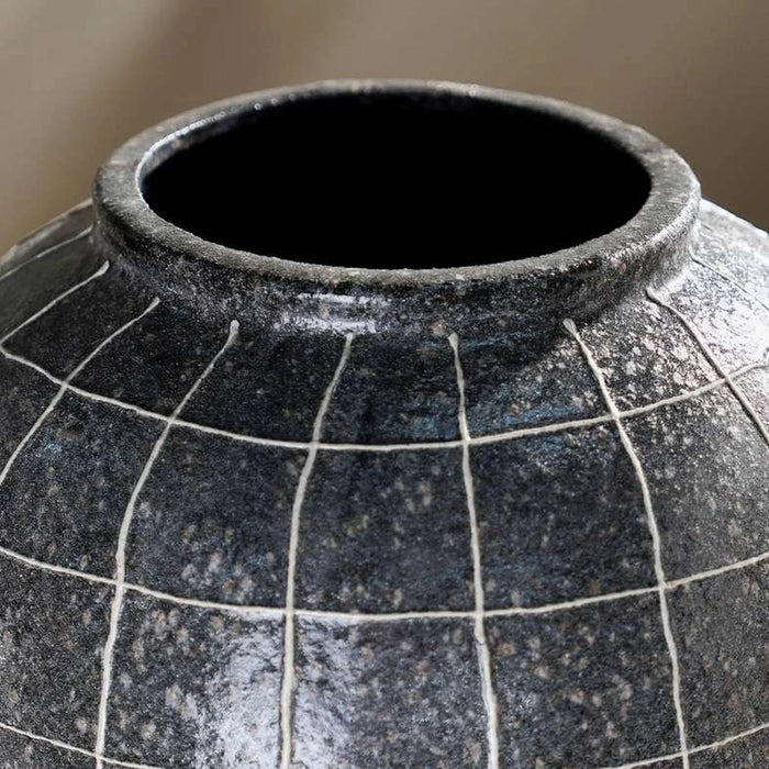 Plaid Stoneware Decor Vase 31X31X36.5Cm - Brown