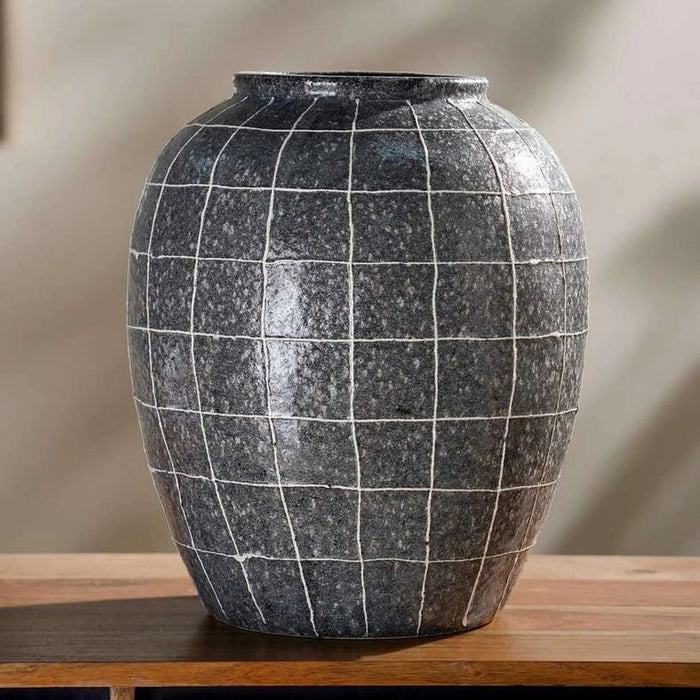 Plaid Stoneware Decor Vase 31X31X36.5Cm - Brown
