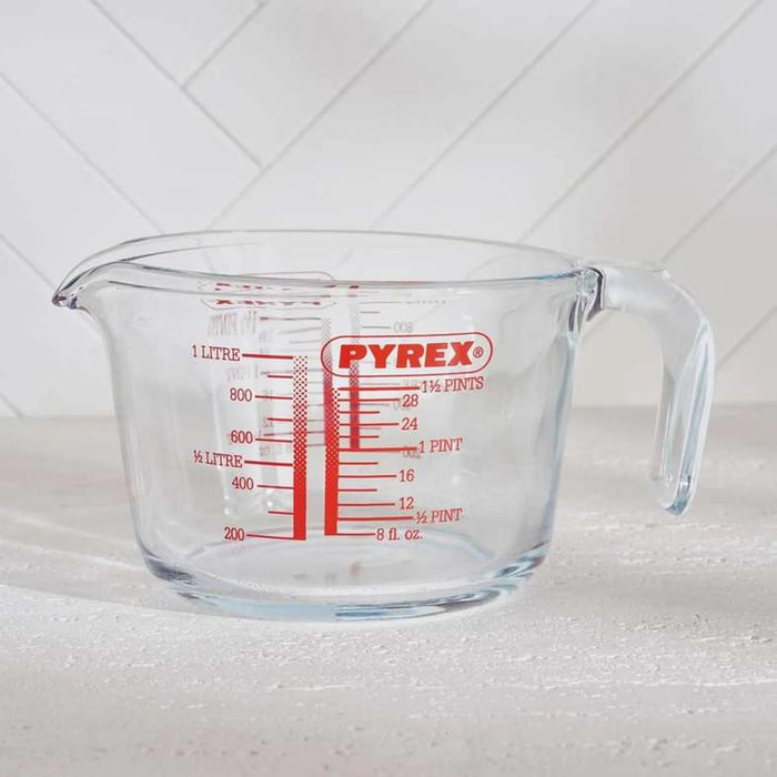 Pyrex Borosilicate Glass Measuring Jug 1L - Clear Pan Home