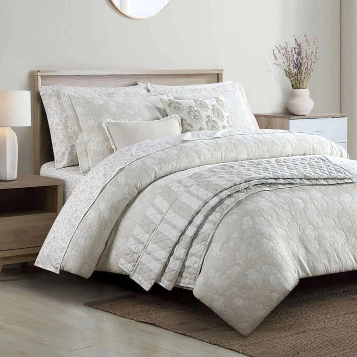 Reflection Home Glacier Floral 10-Piece King Bed In A Bag 240X260Cm -Natural