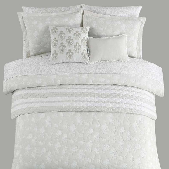 Reflection Home Glacier Floral 10-Piece King Bed In A Bag 240X260Cm -Natural