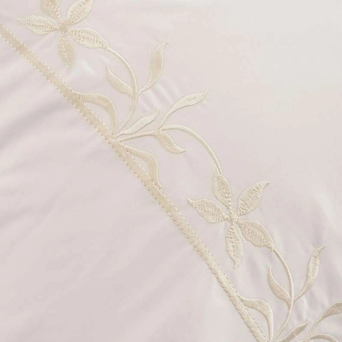 Reflection Home Mila Floral Embroidered 3-Piece King Comforter Set 240X260Cm - Ivory