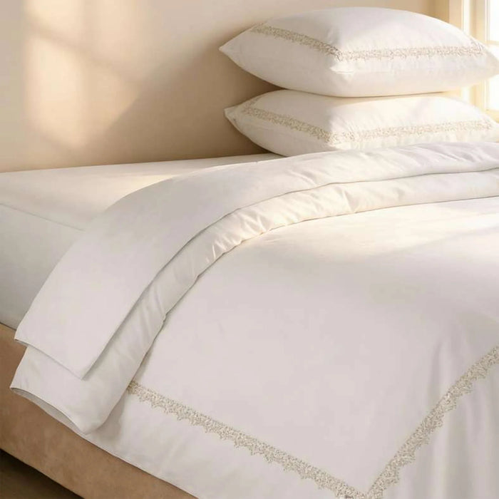 Reflection Home Oasis Floretta Embroidered 3-Piece Super King Duvet Cover Set 260X220Cm - Beige