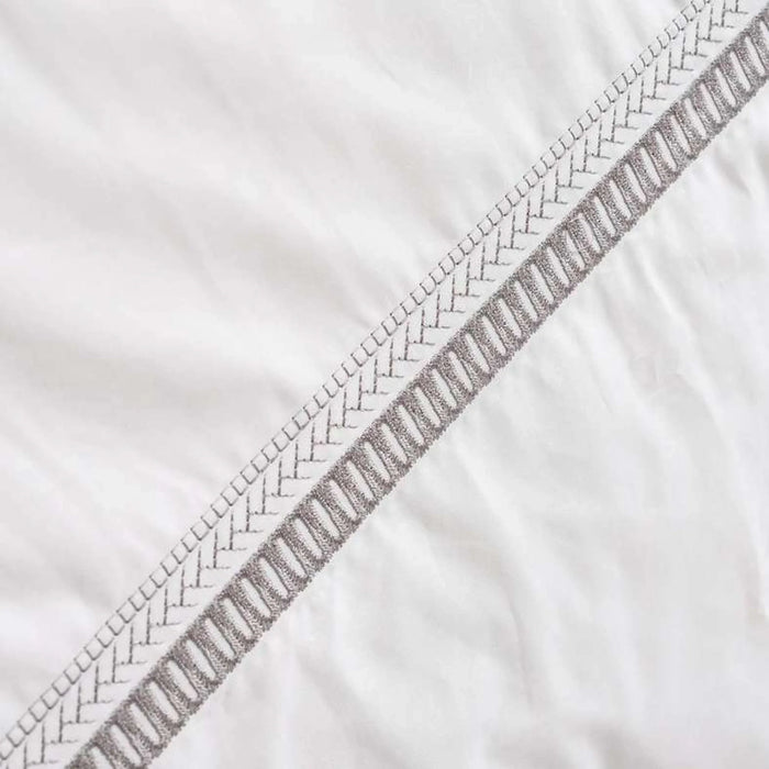 Reflection Home Orla Border Embroidered 3-Piece King Duvet Cover Set 230X220Cm - Grey